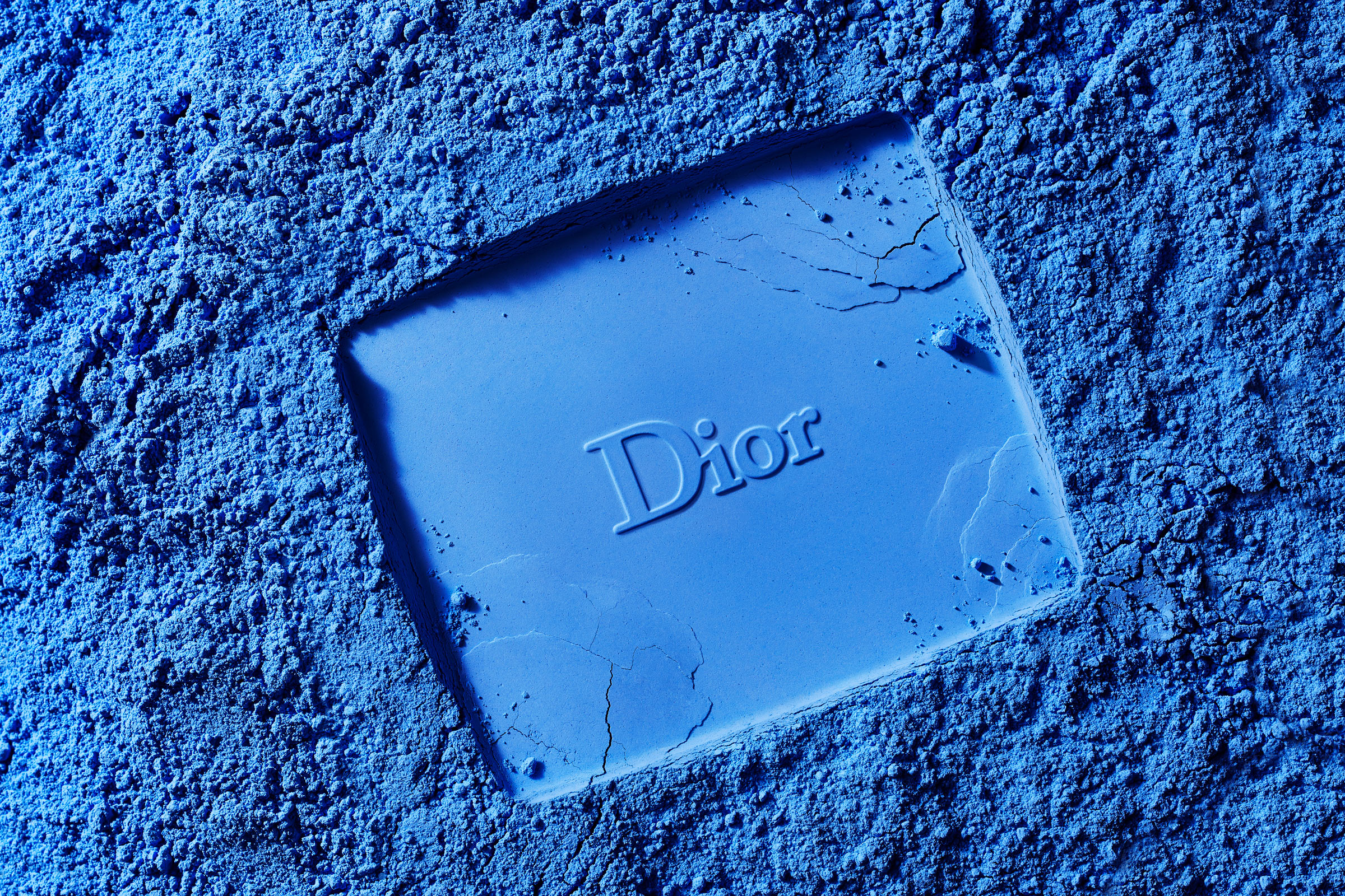 tidepool-simmons-dior-cosmedics-powder-impression-pigment-palette-blue